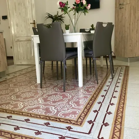 Casa Vacanza Aspa * 파르티니코